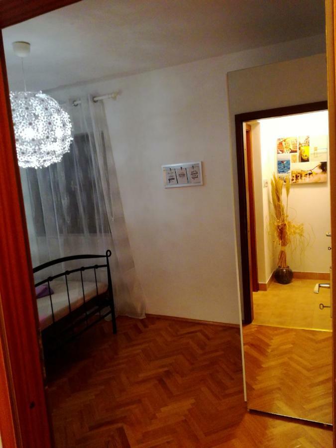 Sun house Appartement Brzac Buitenkant foto