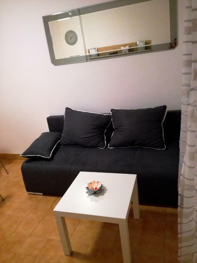Sun house Appartement Brzac Buitenkant foto