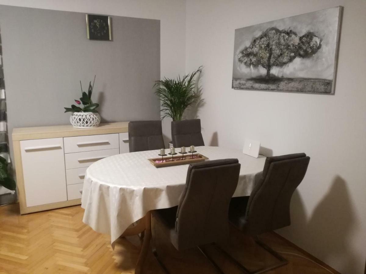 Sun house Appartement Brzac Buitenkant foto