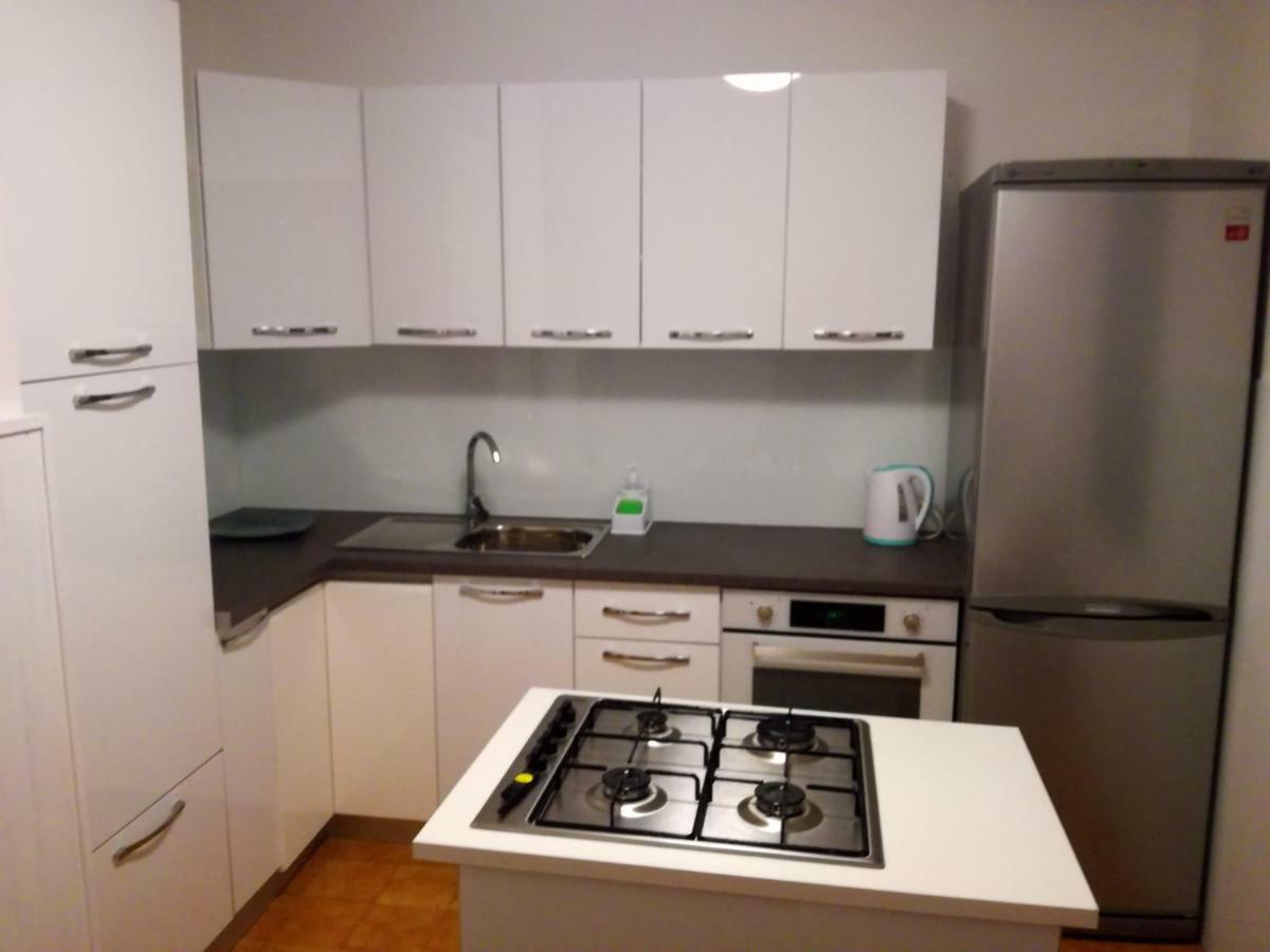 Sun house Appartement Brzac Buitenkant foto