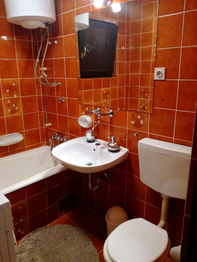 Sun house Appartement Brzac Buitenkant foto
