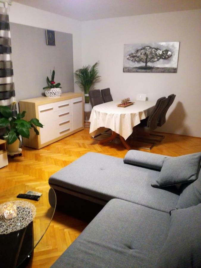 Sun house Appartement Brzac Buitenkant foto